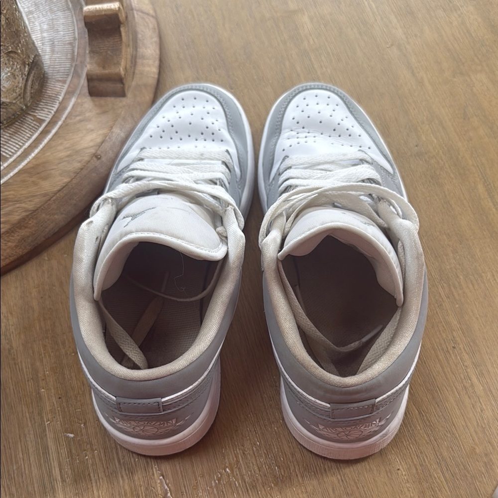 Women’s Air 1 Jordan Low Gray and White Sneakers - Picture 5 of 6